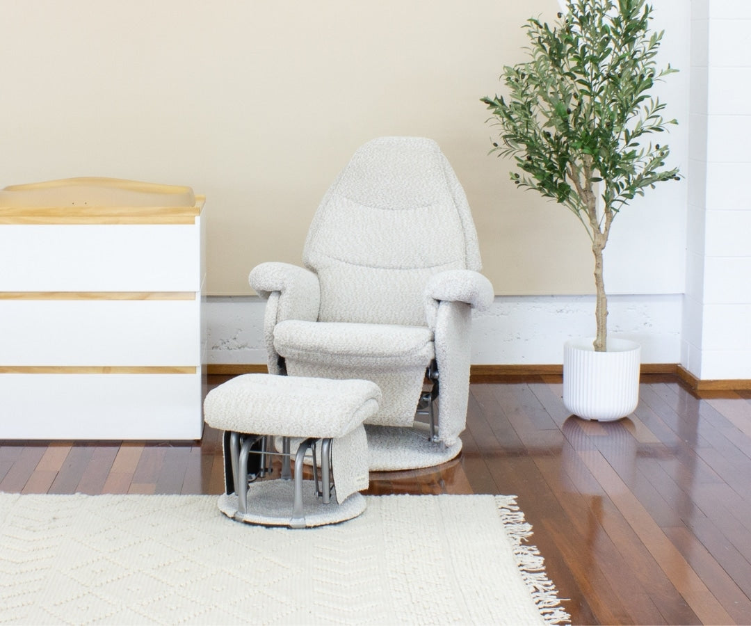 Vogue + ottoman — Support for longer sits.
