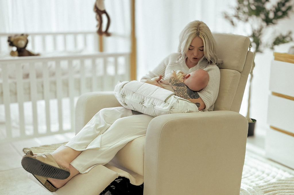 Roma Electric Feeding Glider Chair – Ivory