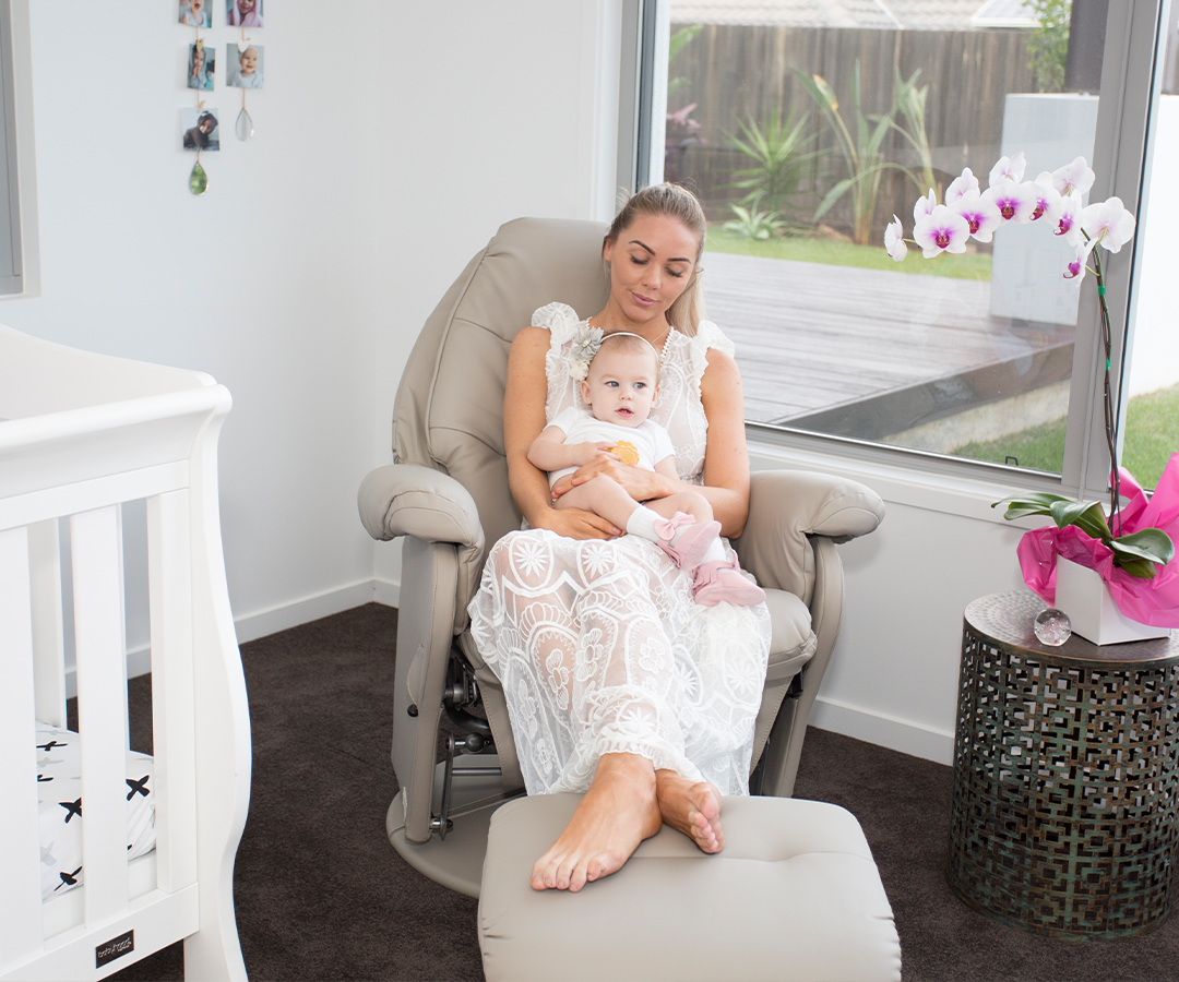 Vogue Feeding Glider Chair & Ottoman Boucle Cream
